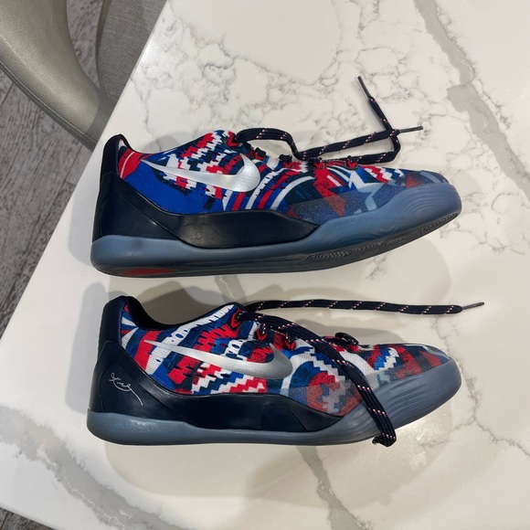 Nike Kobe 9 Basketball Shoes - Picture 1 of 7